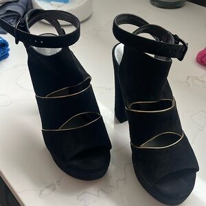 Stuart weitzman shoes